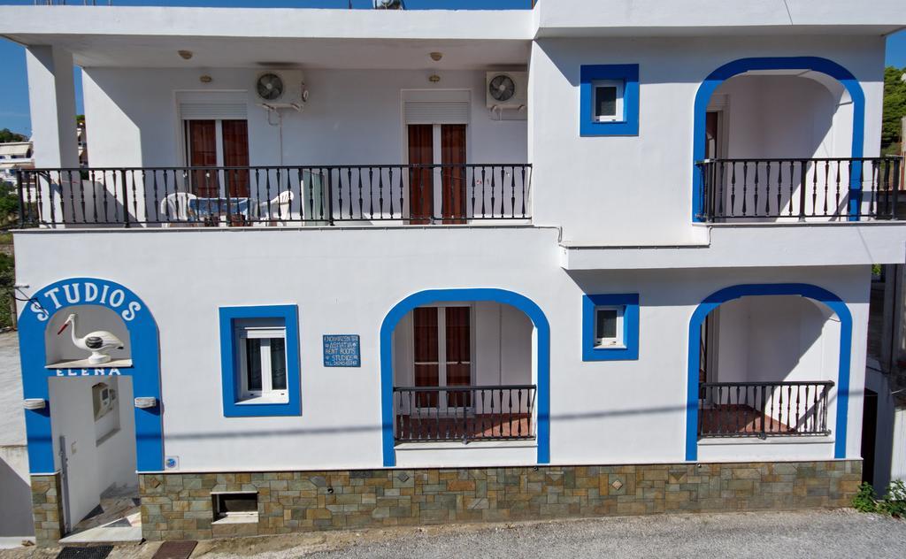 Studios Nelli Alonissos Patitírion Buitenkant foto